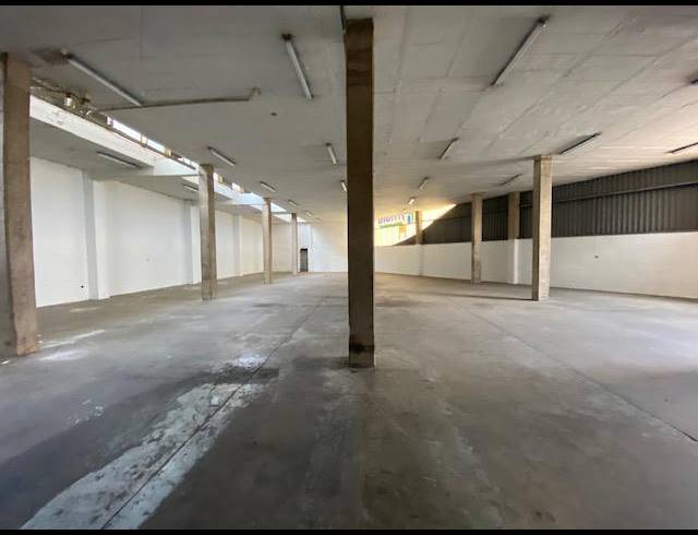 918M² WAREHOUSE TO LET IN NEW GERMANY